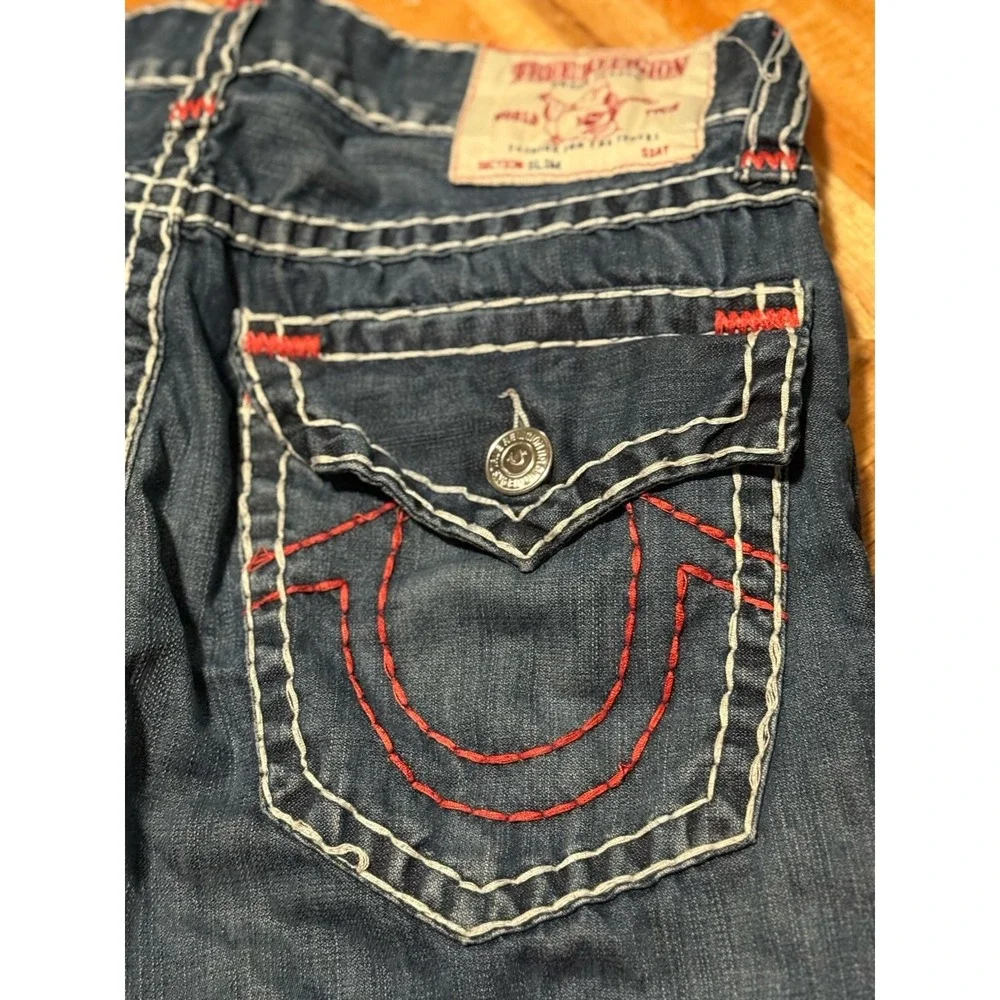 True Religion Jeans 33x32 Thick Stitch Distressed Red White Stitch Flap Pocket